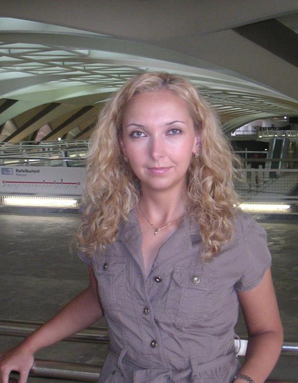 Date this good-looking United Kingdom girl Lacute01 from London GB286