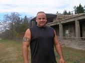 Date this nice looking United States man Andrew from Hazlet US5225