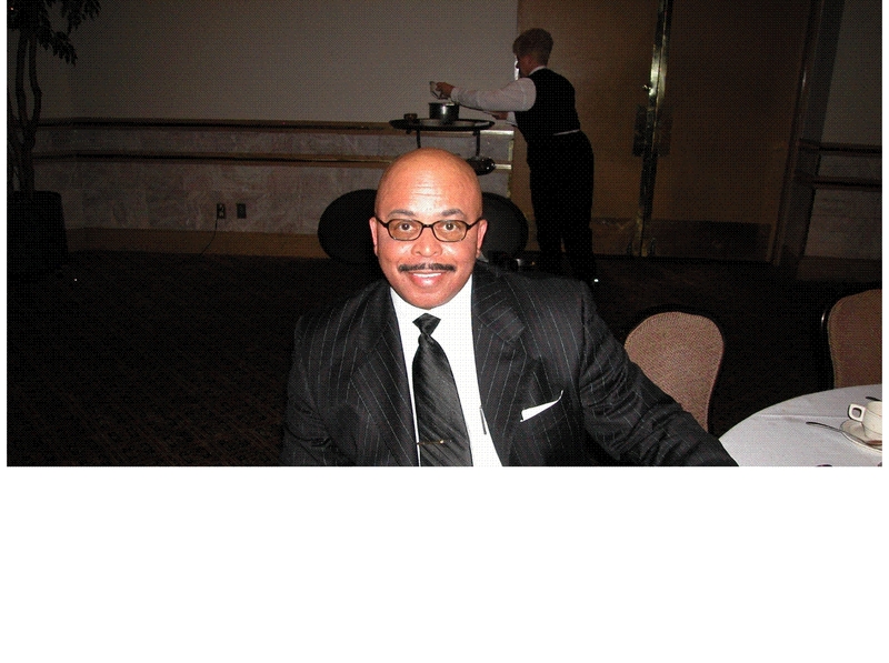 Date this hot United States man PRINTER from Detroit US5297