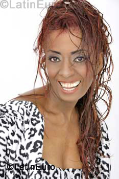 Date this beautiful Brazil girl Cleise from Sao Paulo BR5551