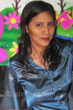 Date this young Peru girl PRINSSE from Lima PE240