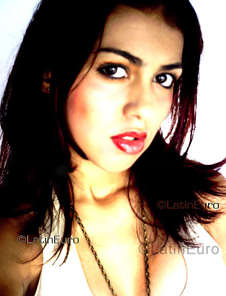 Date this georgeous Brazil girl Karol from Joao Pessoa BR2758