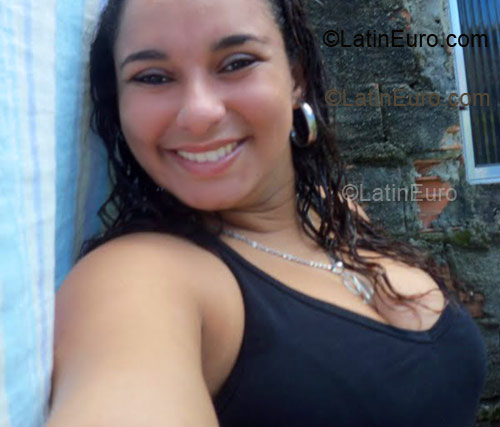 Date this foxy Brazil girl Dayana from Recife BR2846