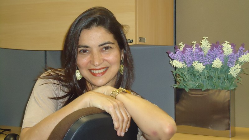 Date this voluptuous Brazil girl Helen from Fortaleza BR2969