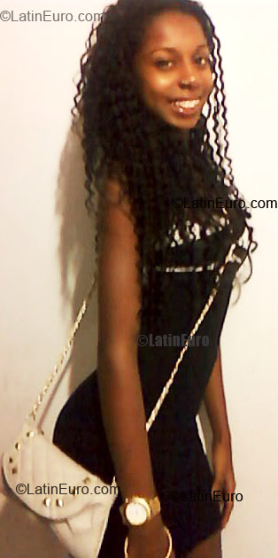 Date this pretty Brazil girl Izabela from Rio de Janeiro BR4778