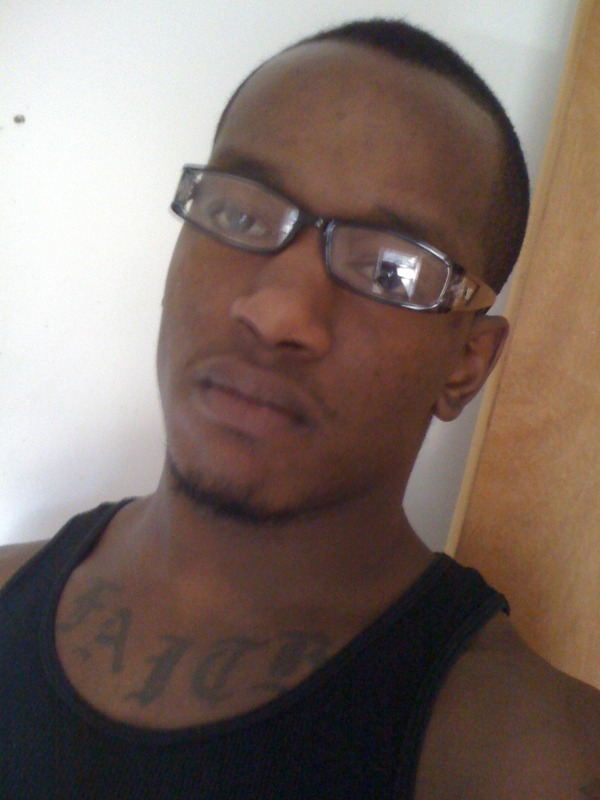 Date this nice looking United States man Jay107 from Jamaica US6081