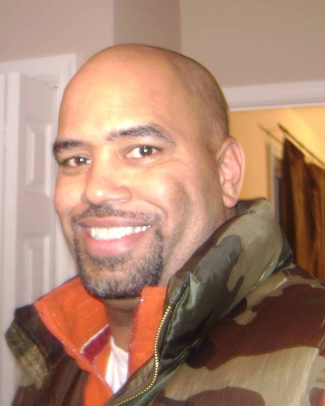 Date this hot United States man Dwayne from St. Charles US6293