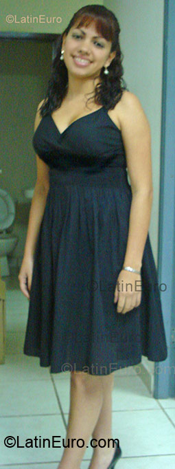 Date this young Honduras girl Karen from Tegucigalpa HN191