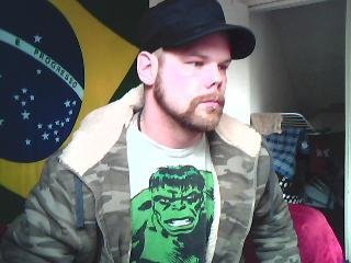 Date this hot Brazil man Phumas from Santos BR3225