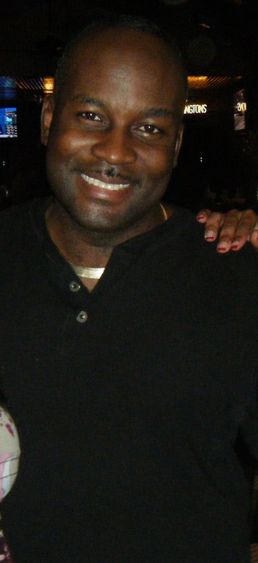 Date this charming United States man Uluvme4real from Raleigh US6481