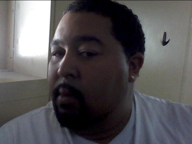 Date this athletic United States man Common from Va.beach US6487