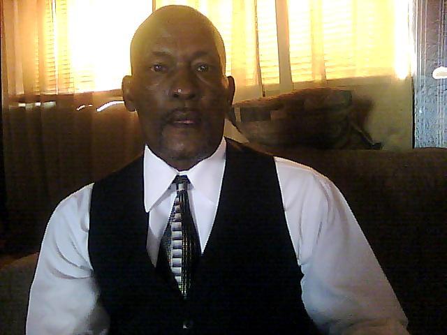 Date this gorgeous United States man Carl1958 from odessa US6635