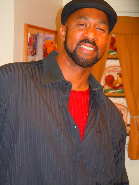 Date this funny United States man MetroMike from Long Beach DO4923