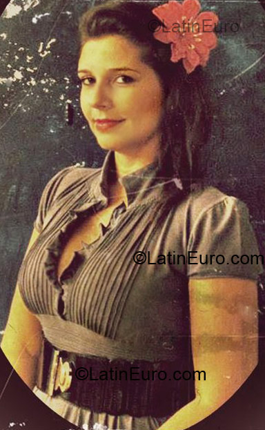 Date this exotic Brazil girl Maria Fernanda from Rio de Janeiro BR3430