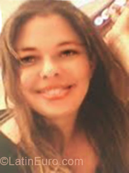 Date this georgeous Brazil girl Mikarla from Natal BR5020