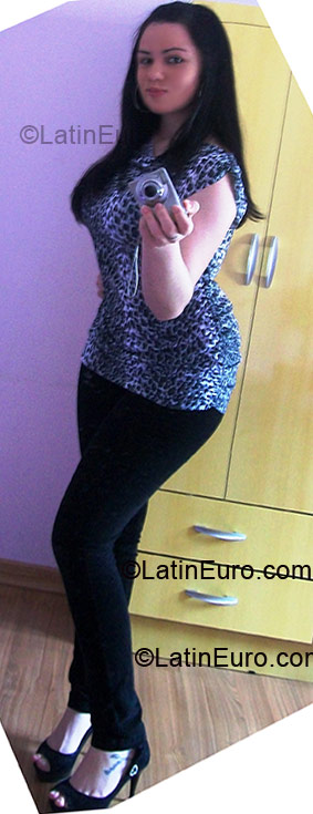 Date this passionate Brazil girl Francielle from Passo Fundo BR3472