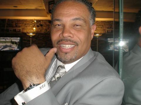 Date this charming United States man Deanno from Los Angeles US7232