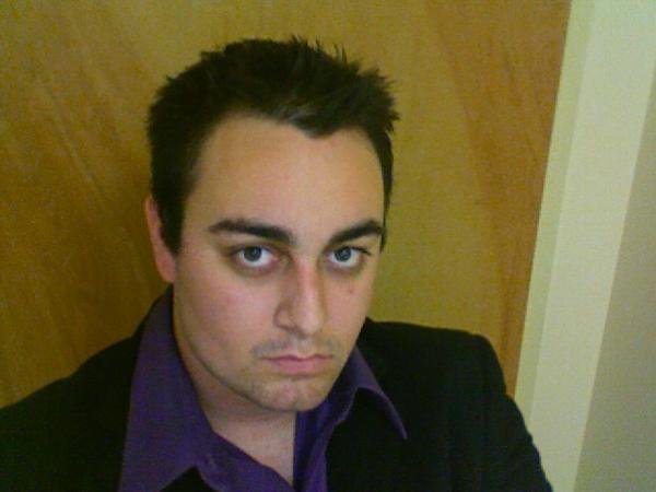 Date this happy United States man Contetrader from White Plains US7324