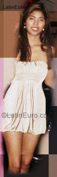 Date this beautiful Peru girl Estefany from Lima PE328