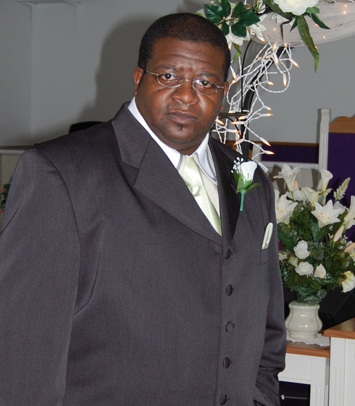 Date this beautiful United States man Geaurd from sandersville US7446