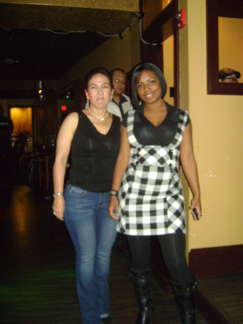 Date this attractive United States girl Maria fernanda from Rhode Island US7562