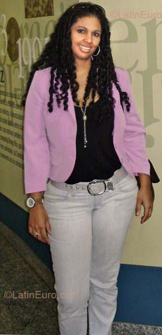 Date this fun Brazil girl Reestrela from Rio Das Ostras BR3660