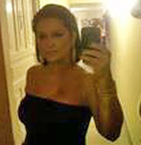 Date this funny Panama girl Ale from Panama PA32