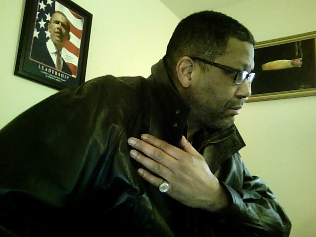 Date this athletic United States man OGBLACKBOY from Portland US7922