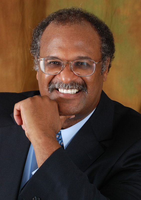 Date this voluptuous United States man Ronald from Charlotte US7930