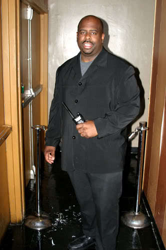 Date this athletic United States man James from Brooklyn US8064