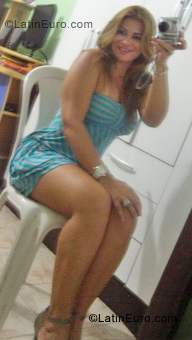 Date this good-looking Brazil girl Marluce from Manaus BR4656