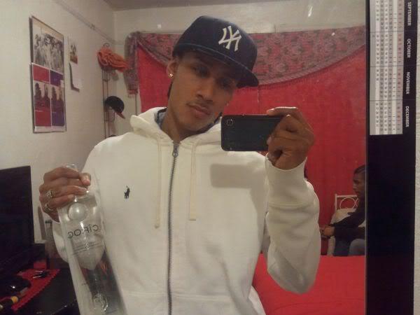 Date this stunning United States man Alex from Brooklyn US8110