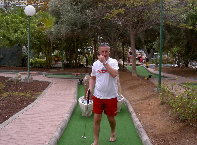 Date this tall United States man Broyevans from Elkhart US8122