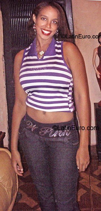 Date this funny Brazil girl Marinalva from Santa Luzia BR3995