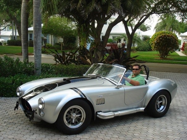 Date this tall United States man Brian from West Palm Beach US8158