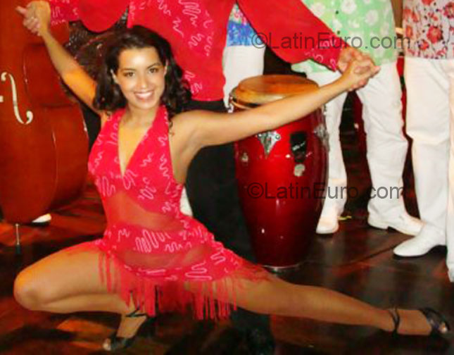 Date this beautiful Brazil girl Maria from Rio De Janeiro BR4017