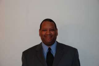 Date this nice looking United States man Tas from Milwaukee US8210