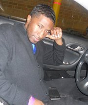 Date this tall United States man Nate from Boston US8221