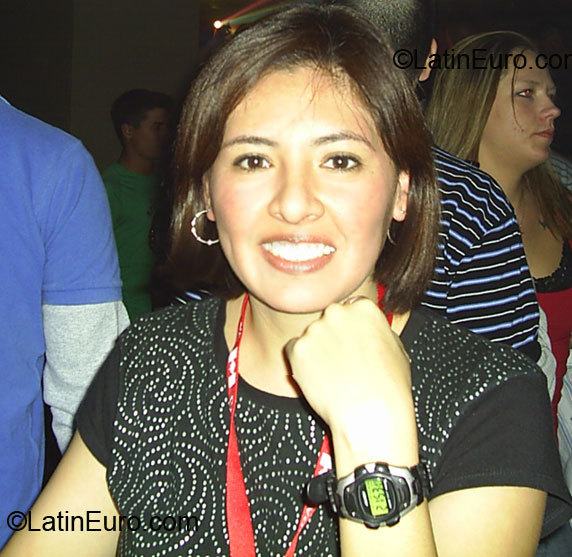 Date this sultry Mexico girl Adriana from Puebla MX257