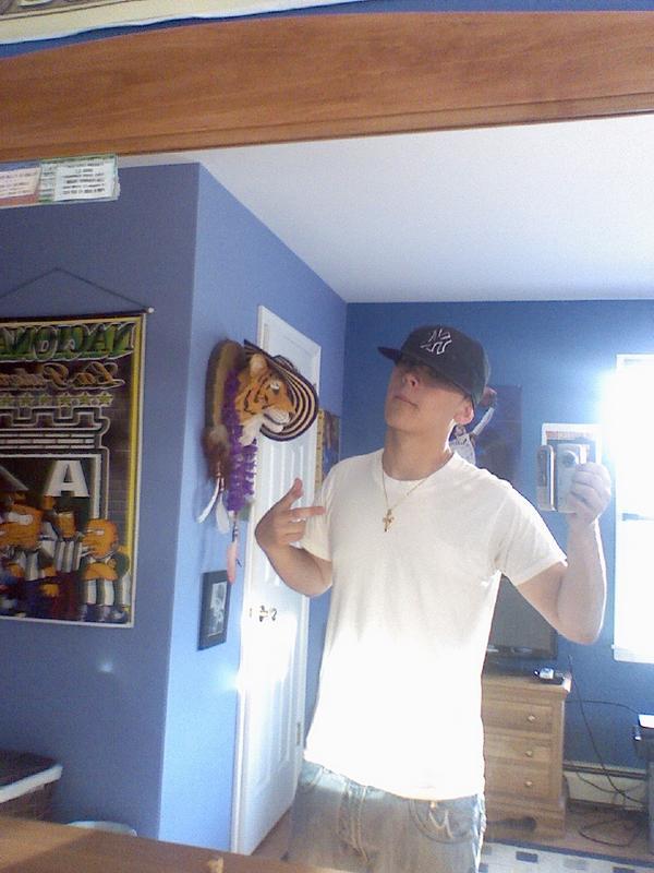 Date this good-looking United States man Brayn from Newton US8327