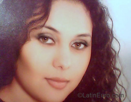 Date this georgeous Brazil girl Leidy from Florianopolis BR4125