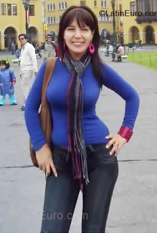 Date this pretty Peru girl Rocio from Lima 01 PE387
