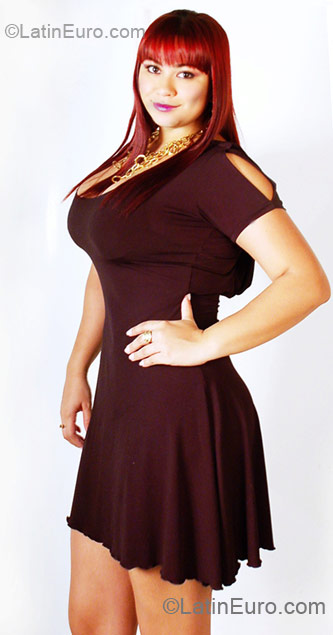 Date this sensual Brazil girl Priscila from Cuiaba BR4157