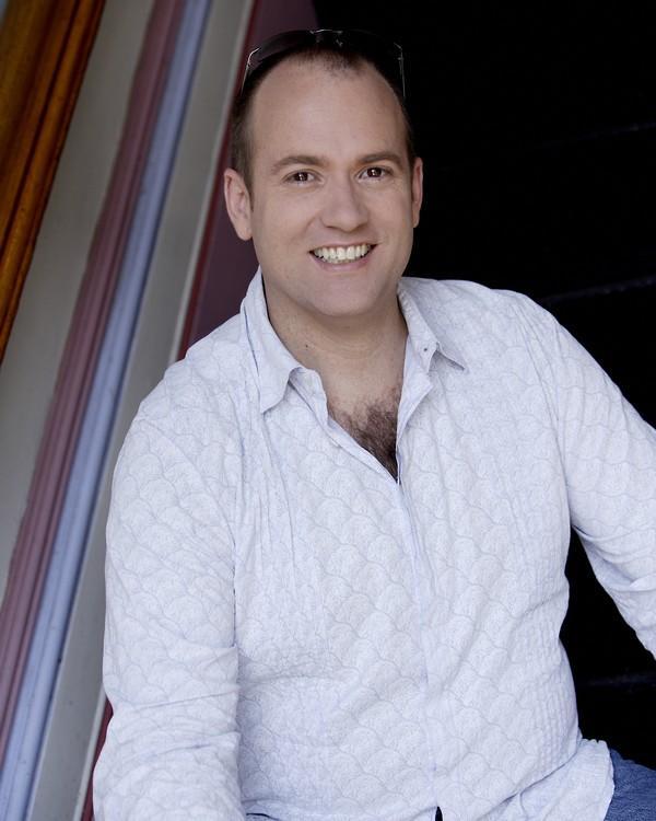 Date this gorgeous United States man Luke from New York US8419