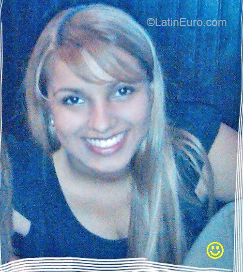 Date this nice looking Panama girl Leidy from Panama City PA47