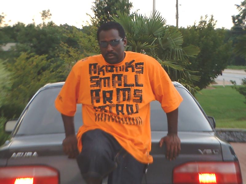 Date this young United States man LQQking from Lithonia US8556