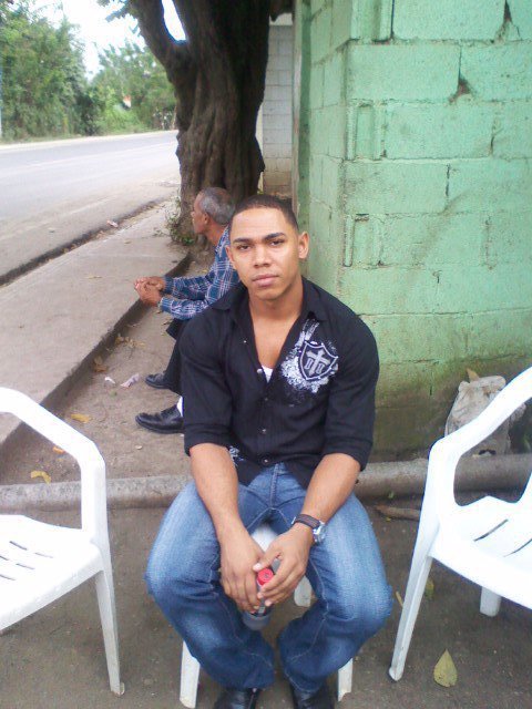 Date this pretty Dominican Republic man Jhonatan from Santiago DO6096