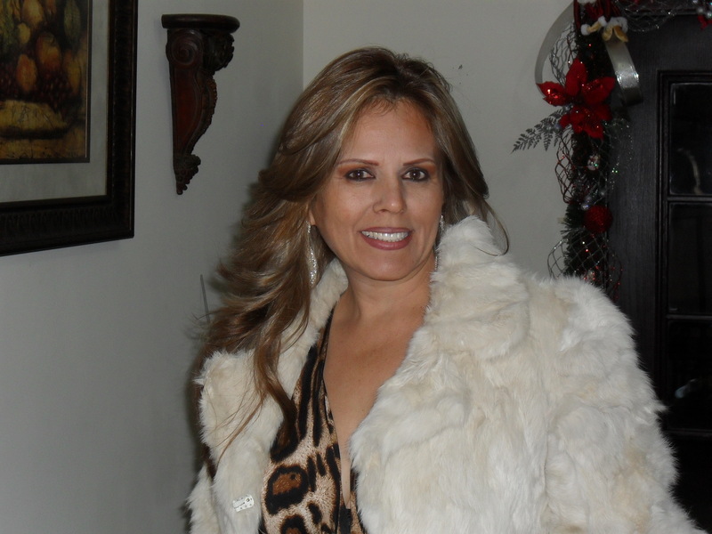 Date this hard body Mexico girl LETICIA from Hermosillo MX280