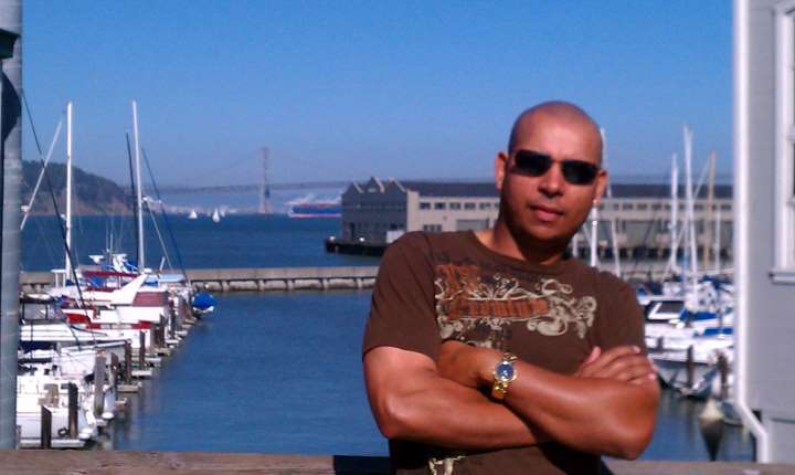 Date this attractive United States man Errol from Winston Salem US8725