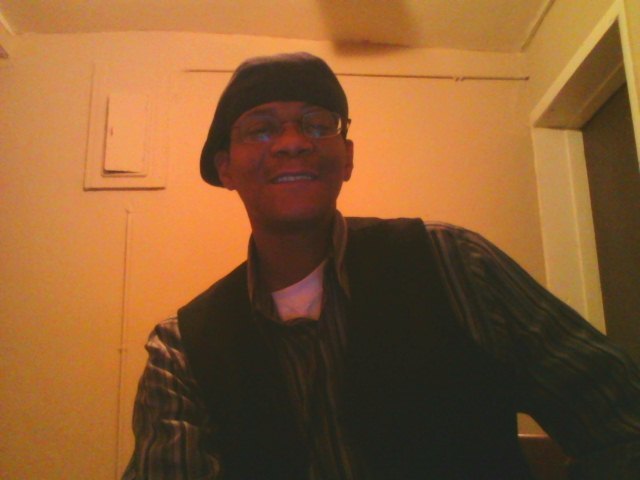 Date this tall United States man Toriano from Orlando US8729